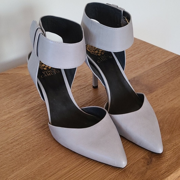 Vince Camuto Shoes - Vince Camuto high heels